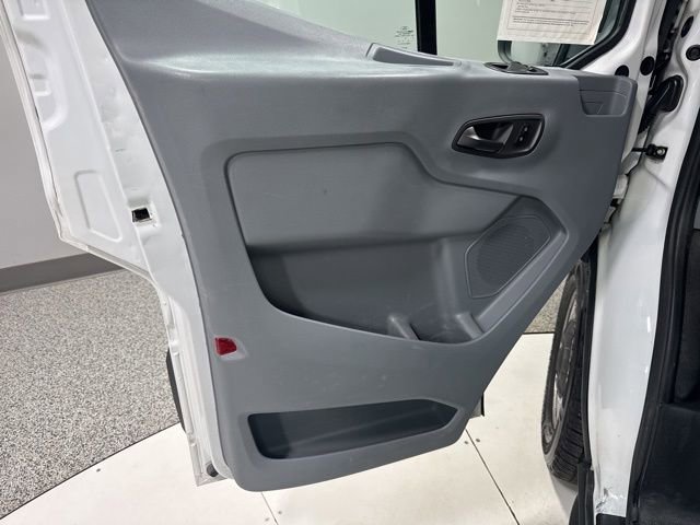 Used 2016 Ford Transit 150 130 Low Roof RWD image 5