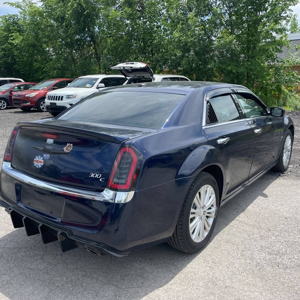 Used 2014 Chrysler 300 C AWD/4WD image 3