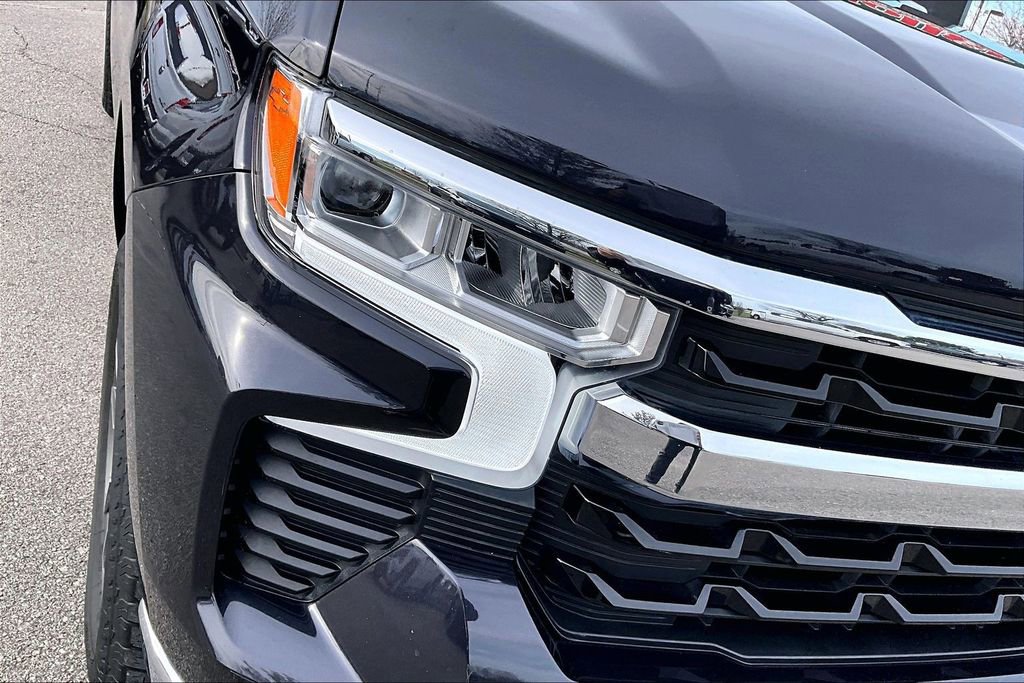 Used 2024 Chevrolet Silverado 1500 LT image 29