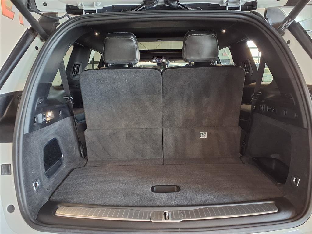 Used 2021 Jeep Grand Cherokee L Overland w/ Luxury Tech Group IV image 6