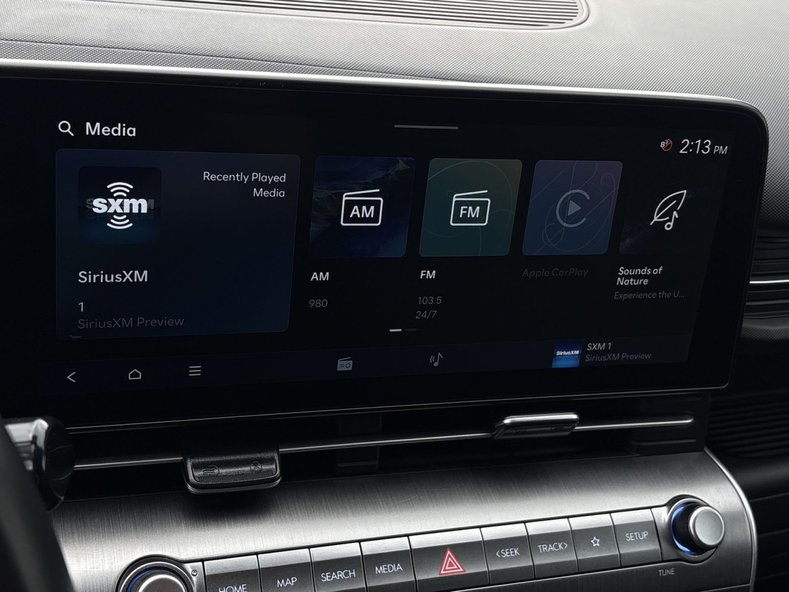 Certified 2025 Hyundai Kona SEL AWD/4WD image 18