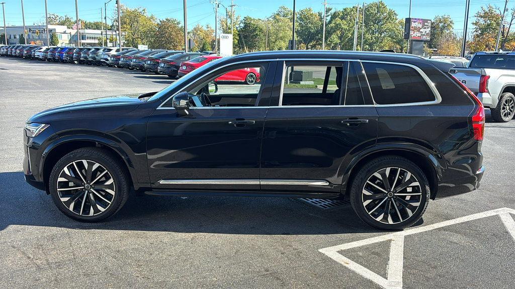 Certified 2026 Volvo XC90 B6 Plus AWD/4WD image 4