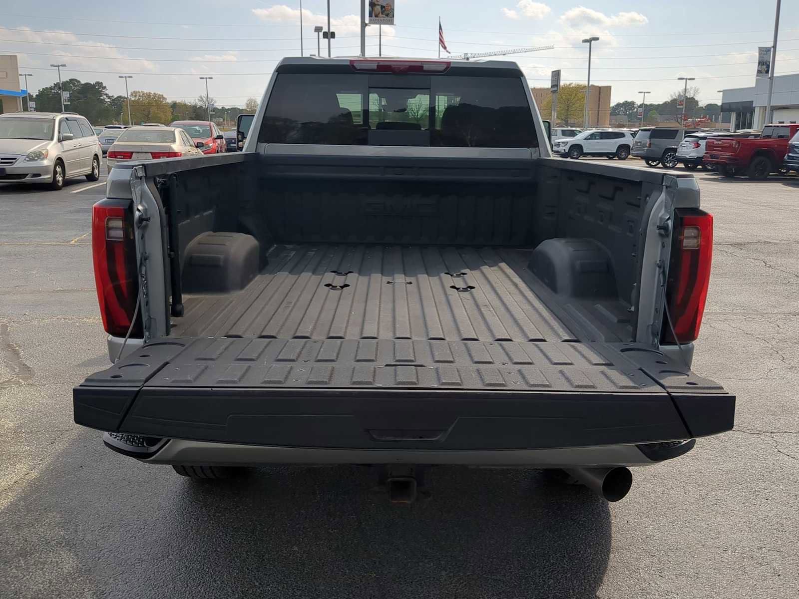 Used 2025 GMC Sierra 2500 Denali w/ Denali Reserve Package image 26