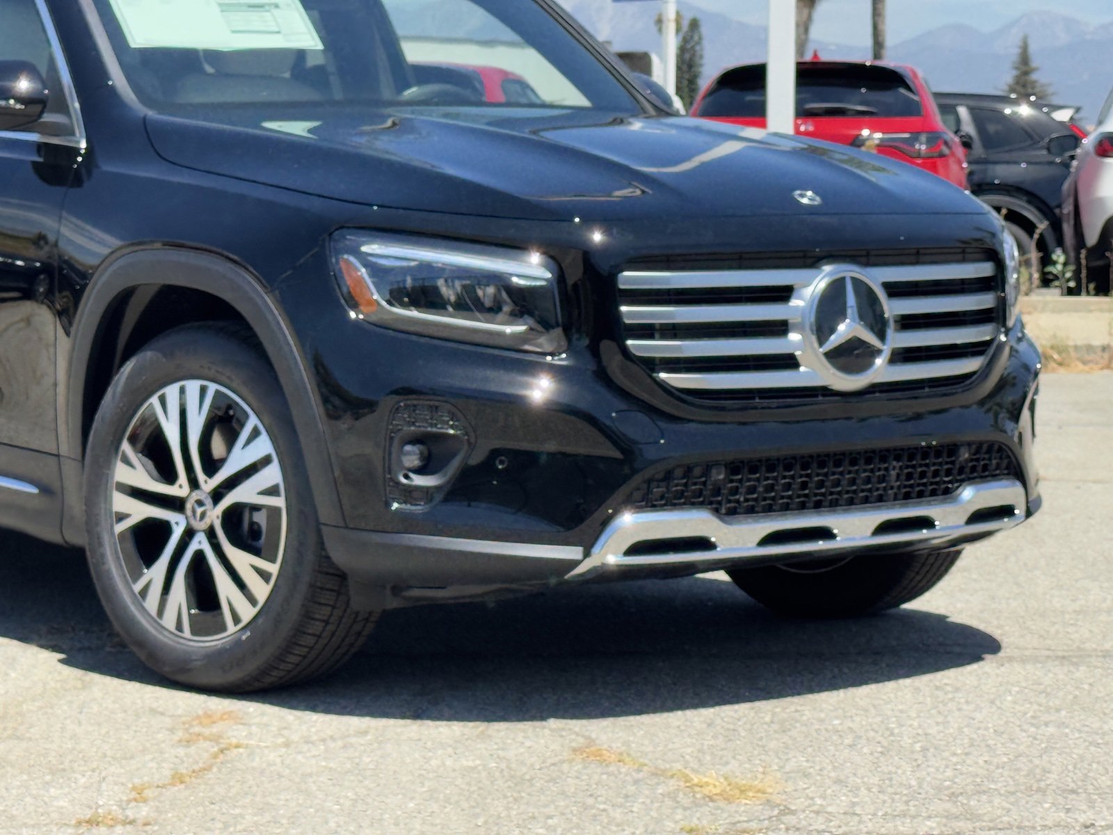 New 2026 Mercedes-Benz GLB 250 image 3