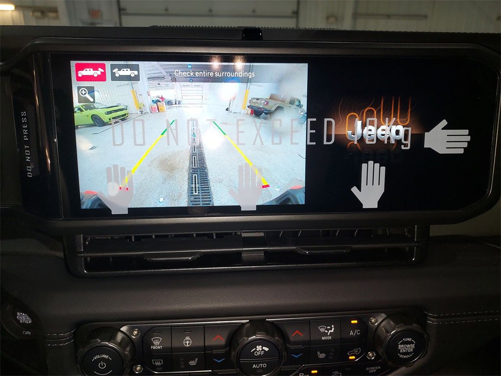 New 2026 Jeep Gladiator Mojave image 23