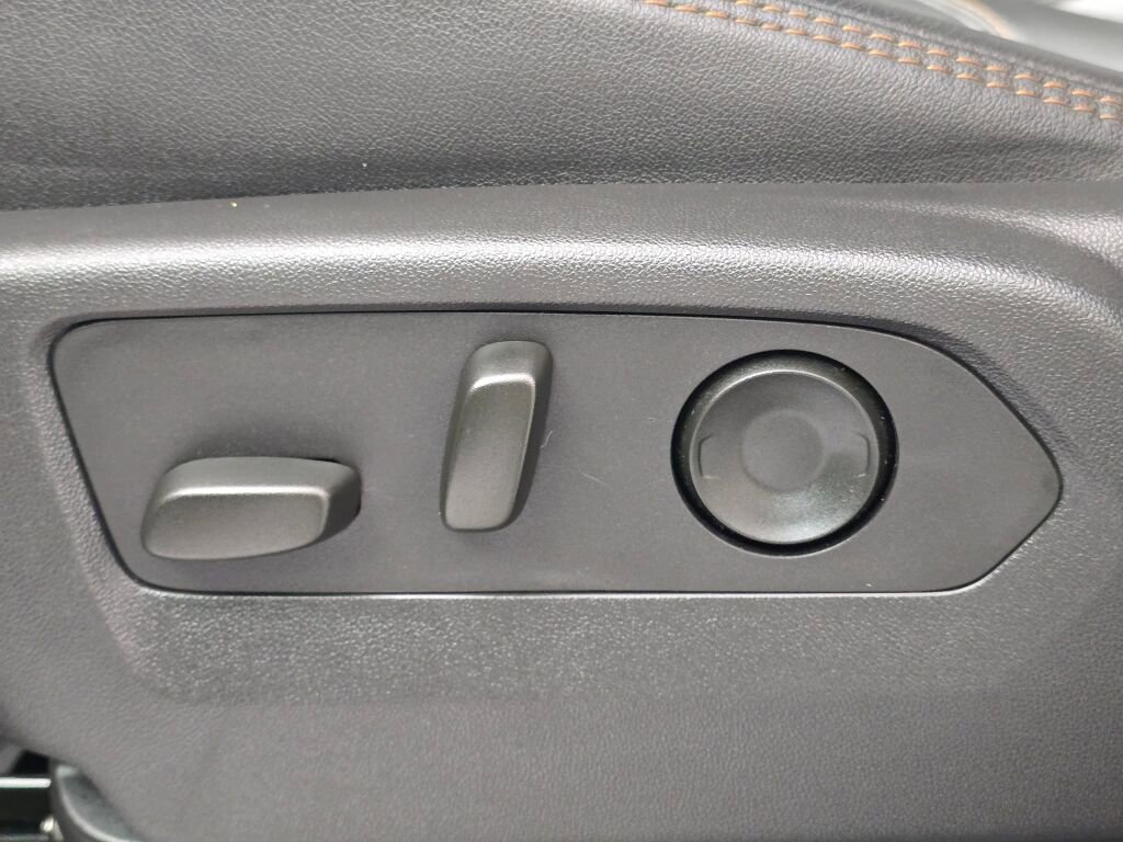 Used 2024 GMC Sierra 2500 AT4 w/ AT4 Premium Plus Package image 24