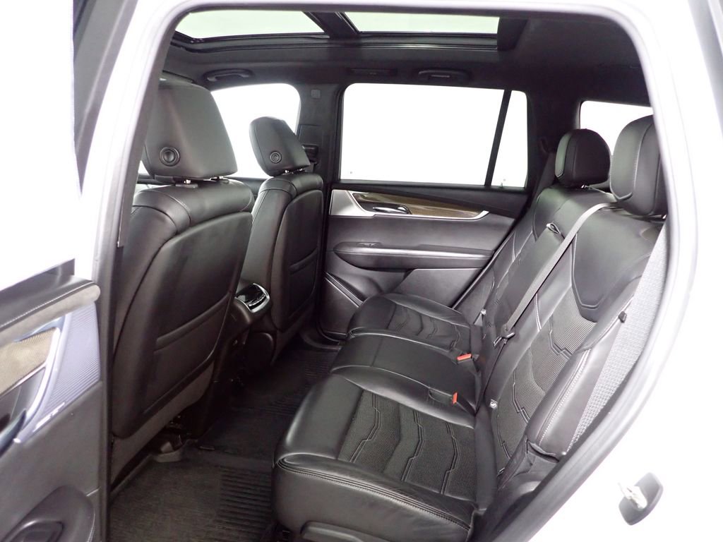 Used 2020 Cadillac XT6 Premium Luxury w/ Platinum Package image 33
