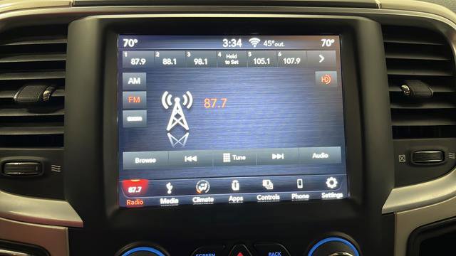 Used 2019 RAM 1500 Big Horn AWD/4WD image 14