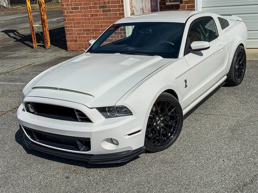 Used 2013 Ford Mustang Shelby GT500 RWD image 6