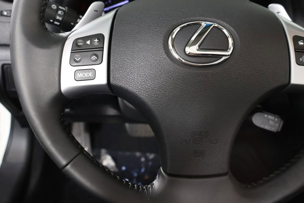 Used 2014 Lexus IS 250C 250 w/ Luxury Package image 43