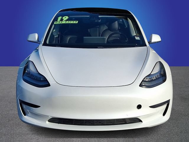 Used 2019 Tesla Model 3 Mid Range RWD image 2
