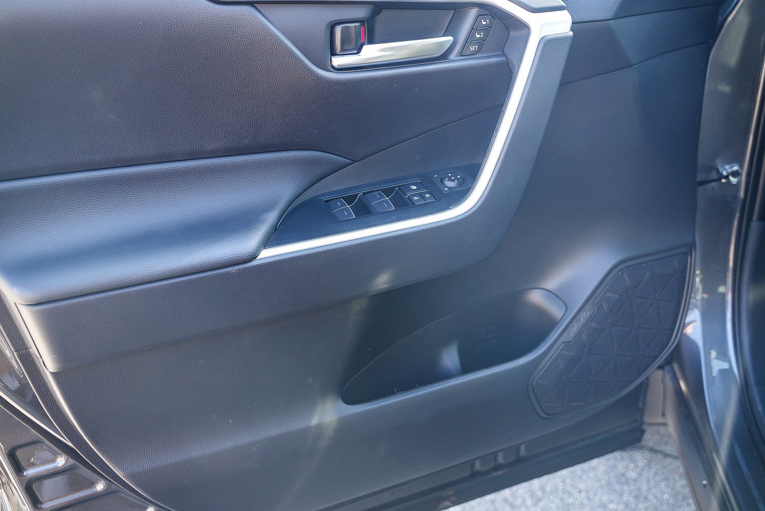 New 2025 Toyota RAV4 XLE Premium image 21