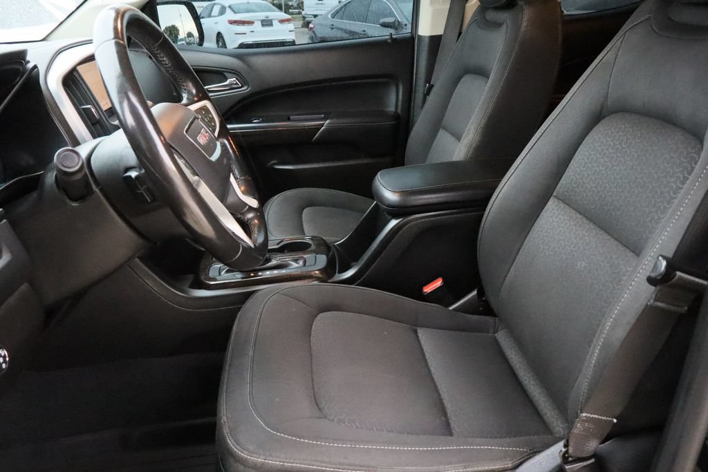 Used 2020 GMC Canyon SLE w/ Elevation Edition RWD image 21