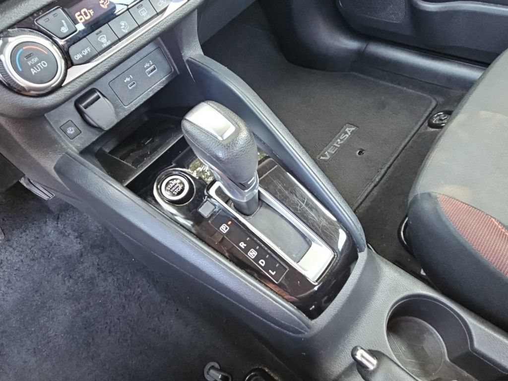 Used 2024 Nissan Versa SR FWD image 19