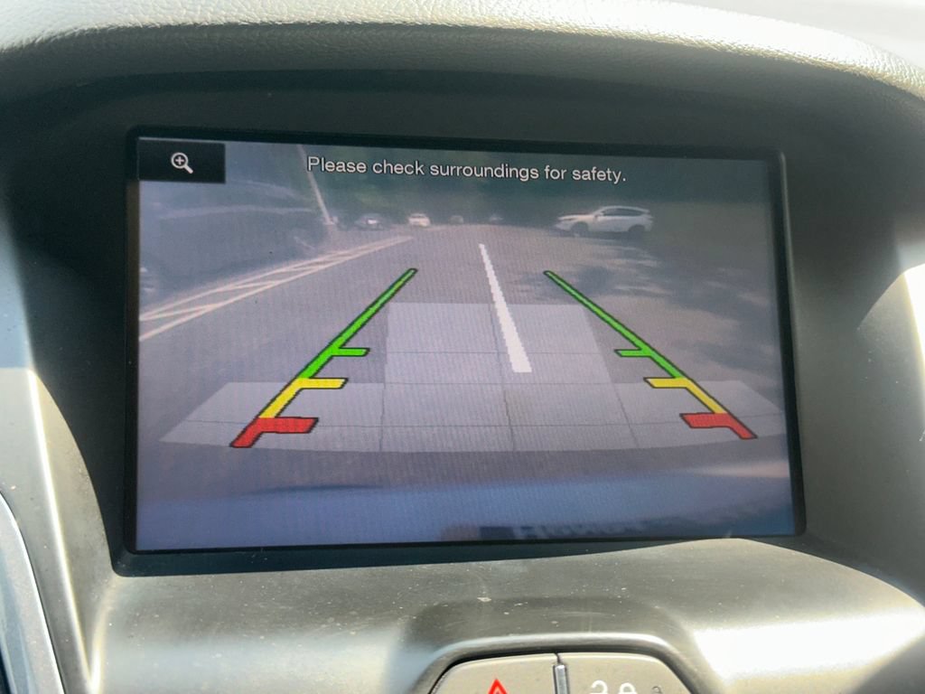 Used 2014 Ford Focus Titanium FWD image 25