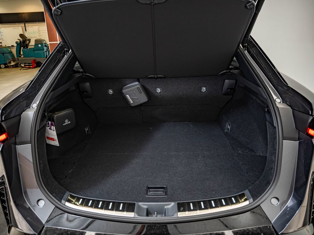 New 2026 Lexus RZ 450e AWD w/ Luxury Package image 34