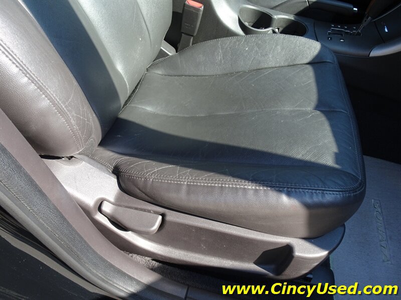 Used 2009 Hyundai Sonata Limited FWD image 26