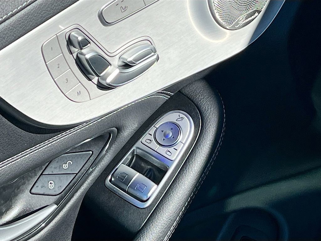 Used 2023 Mercedes-Benz C 300 4MATIC Coupe image 17
