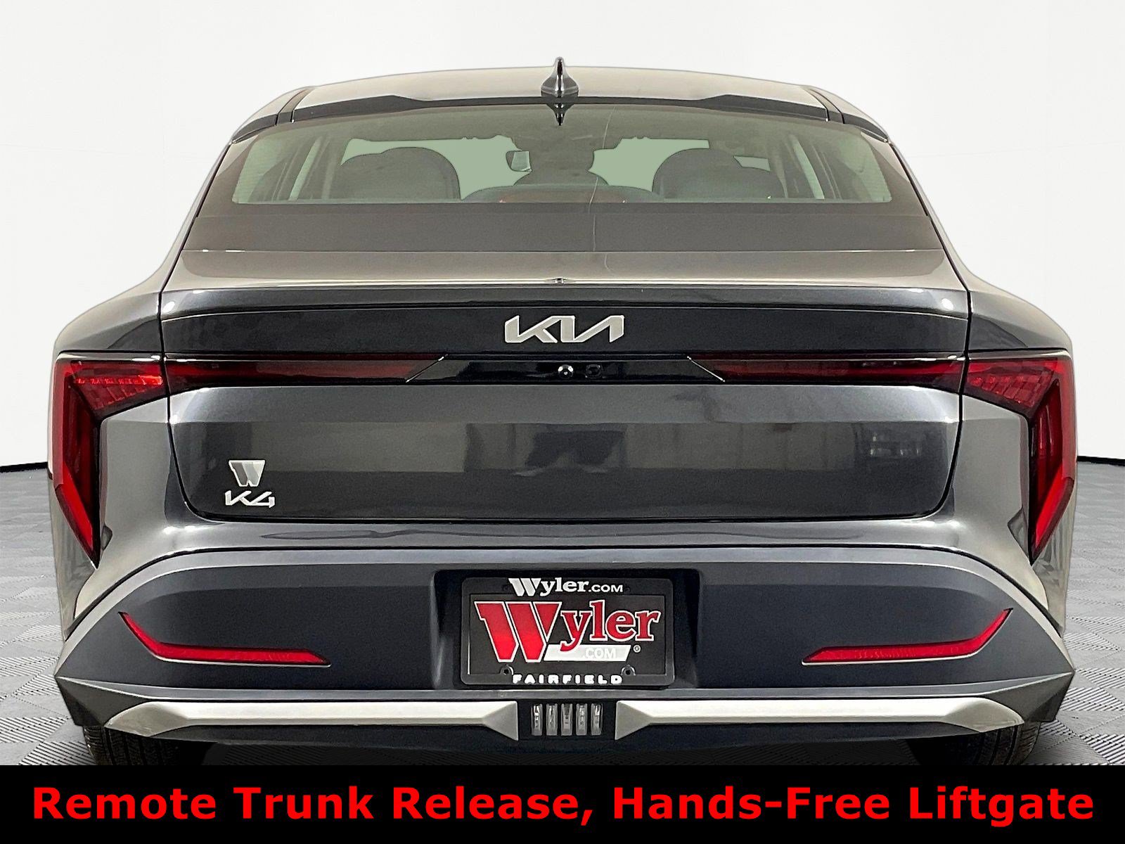 Used 2025 Kia K4 FWD image 5