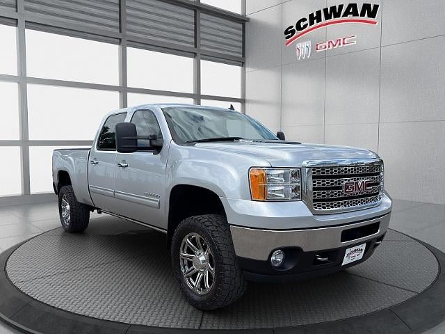 Used 2011 GMC Sierra 2500 SLE w/ SLE Preferred Package AWD/4WD image 5