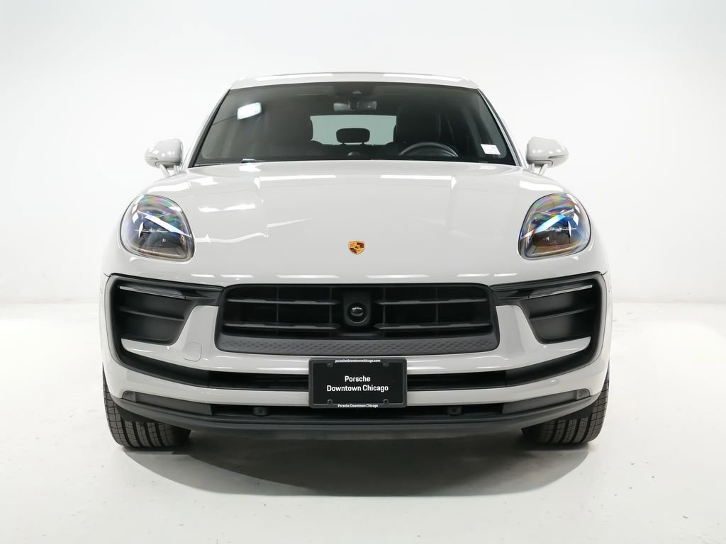 Certified 2026 Porsche Macan AWD/4WD image 7