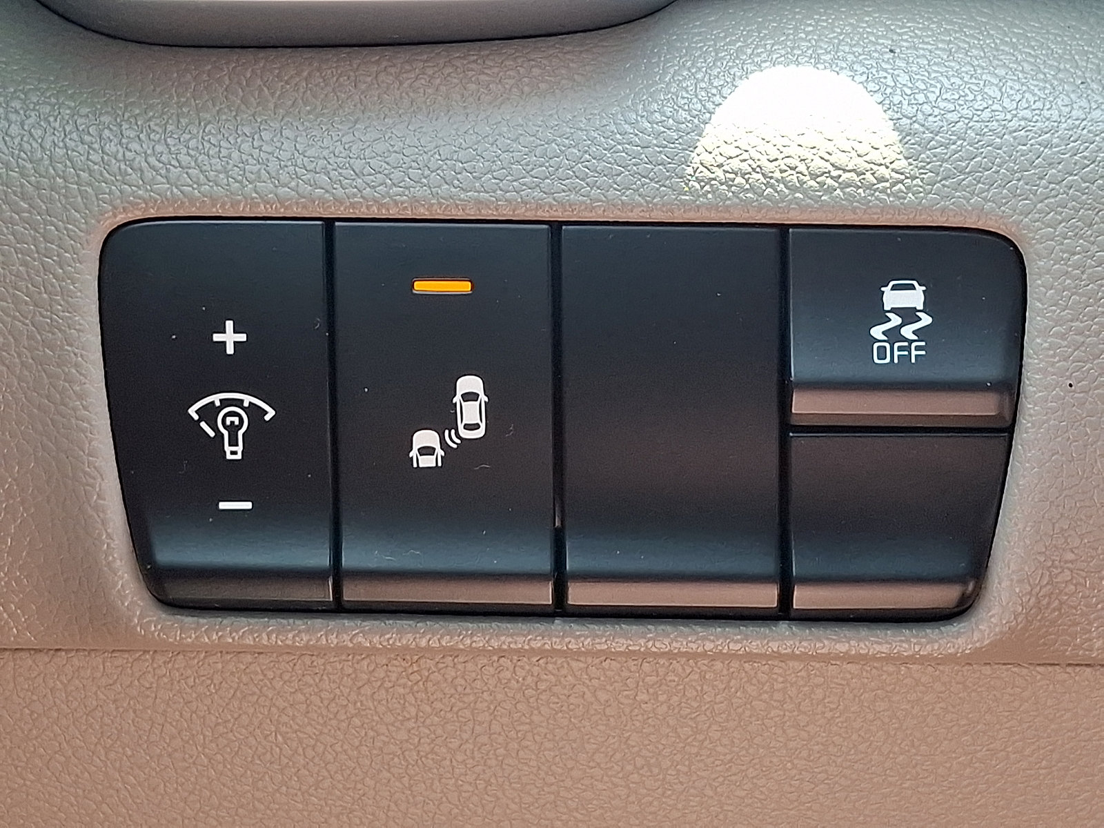 Used 2018 Kia Sportage EX AWD/4WD image 23