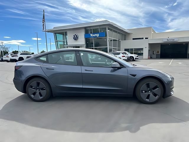 Used 2023 Tesla Model 3 Standard Range RWD image 2
