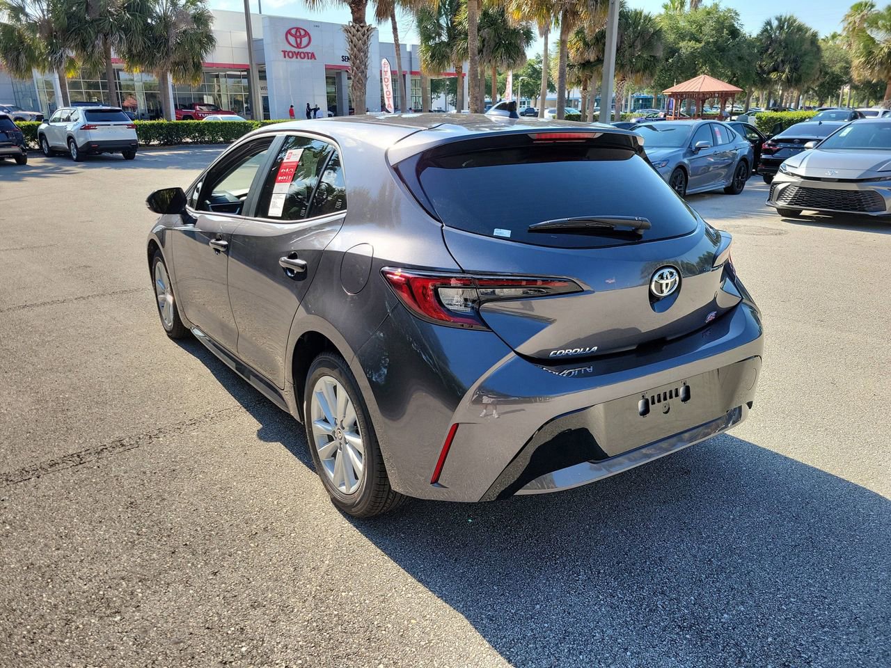New 2026 Toyota Corolla SE FWD image 4