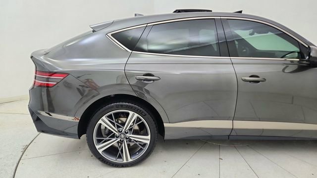 Used 2025 Genesis GV80 3.5T e-SC AWD/4WD image 12