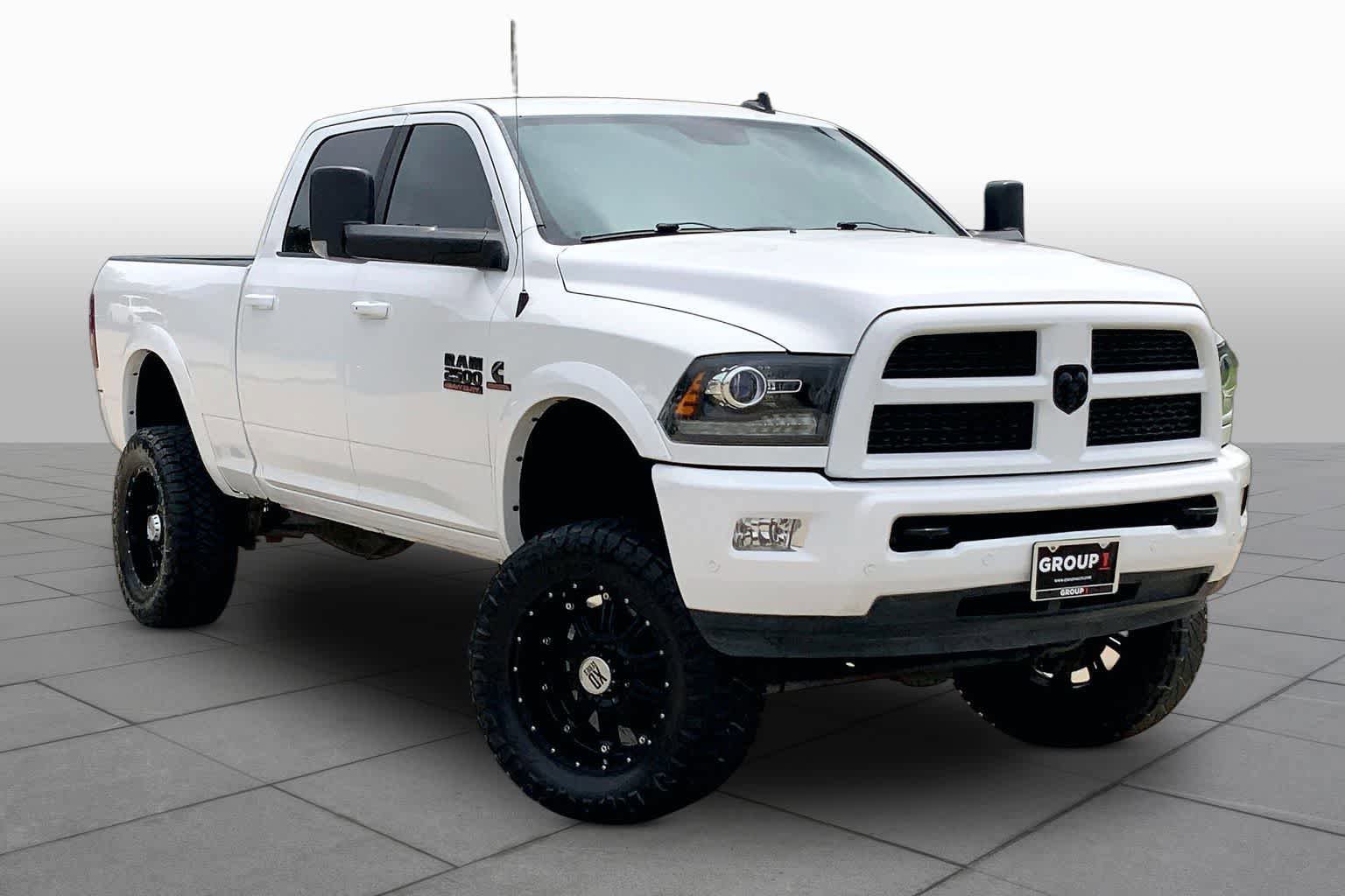Used 2017 RAM 2500 Laramie w/ Sport Appearance Group AWD/4WD image 3