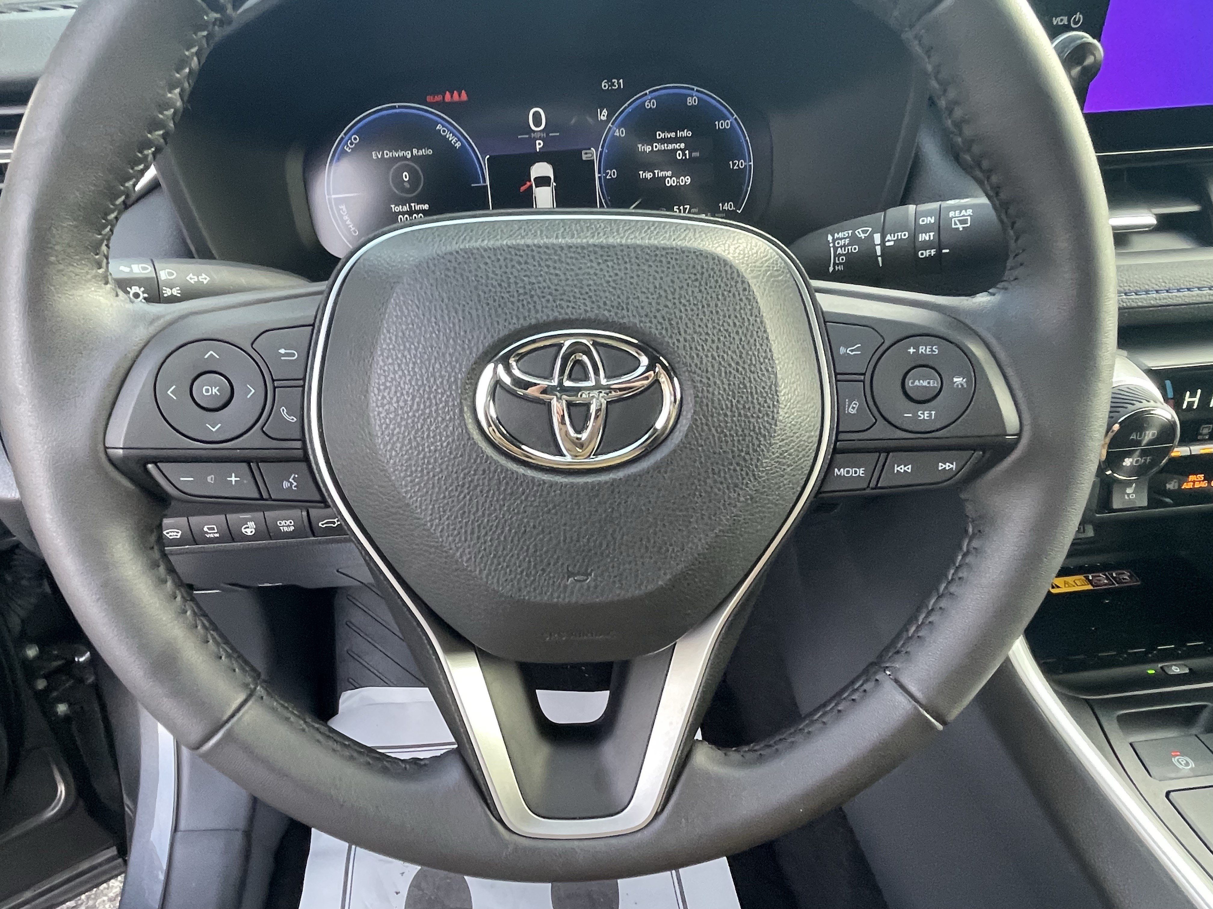 Certified 2024 Toyota RAV4 XSE w/ Advanced Technology Package AWD/4WD image 20