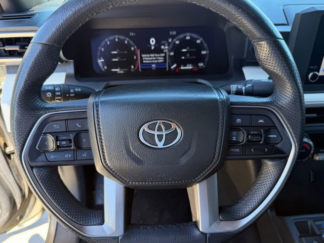 Used 2024 Toyota Tacoma TRD Off-Road image 15