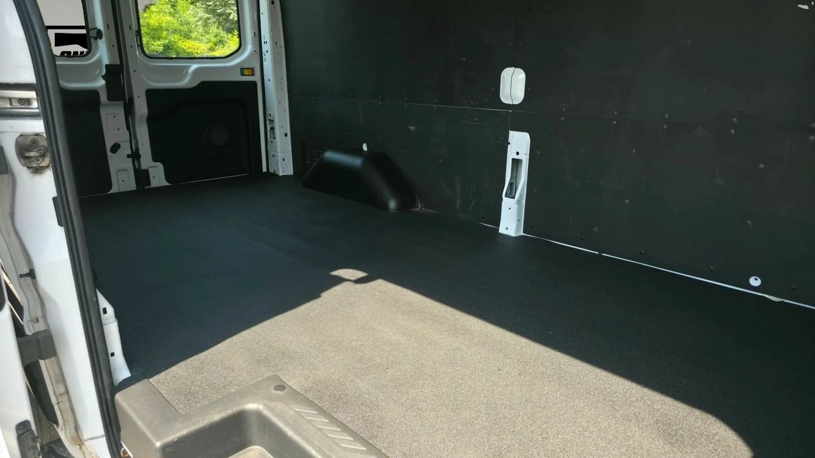 Used 2023 Ford Transit 250 Medium Roof AWD w/ Load Area Protection Package image 13