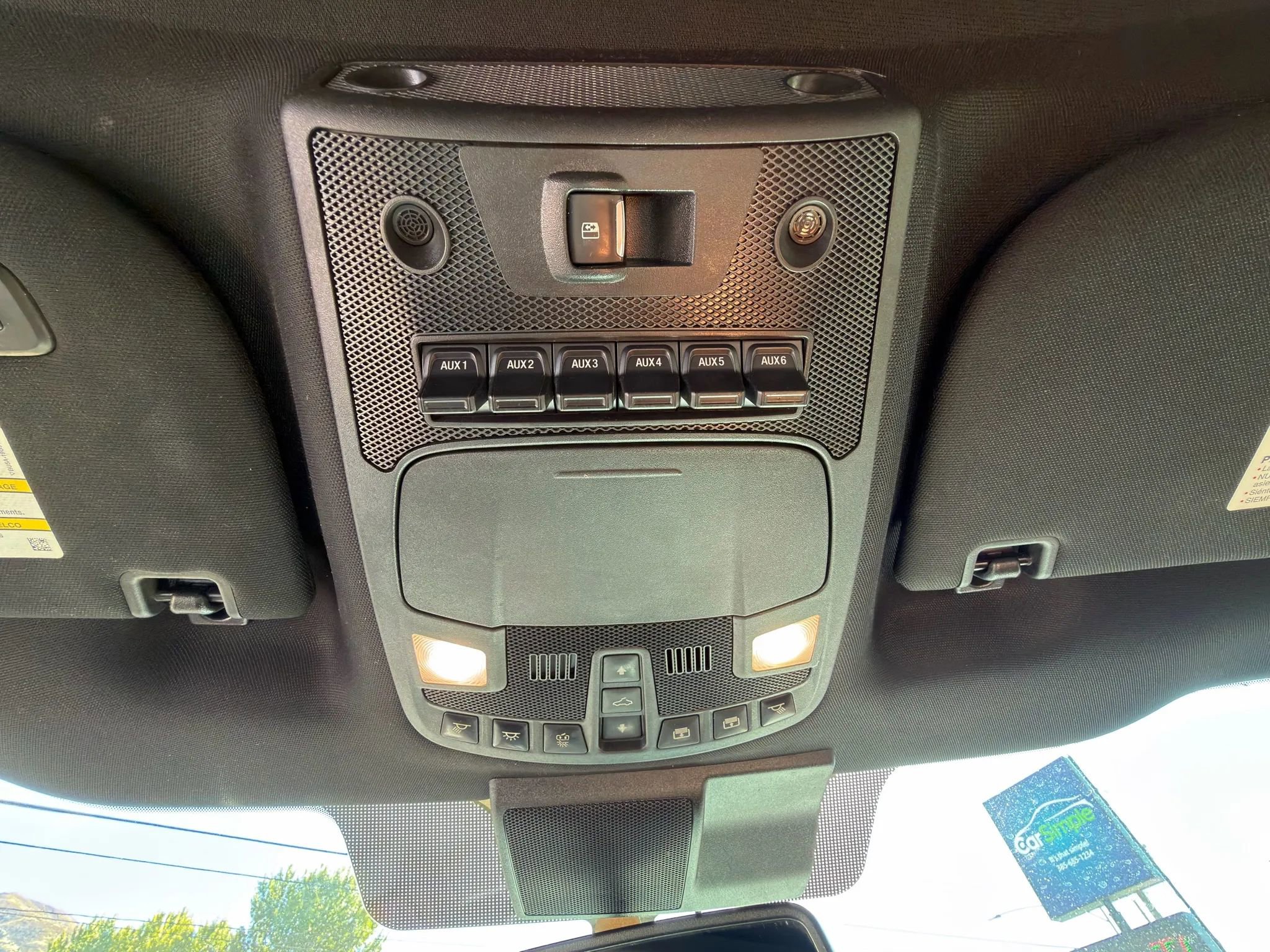 Used 2022 Ford F350 Platinum w/ Tremor Off-Road Package AWD/4WD image 33