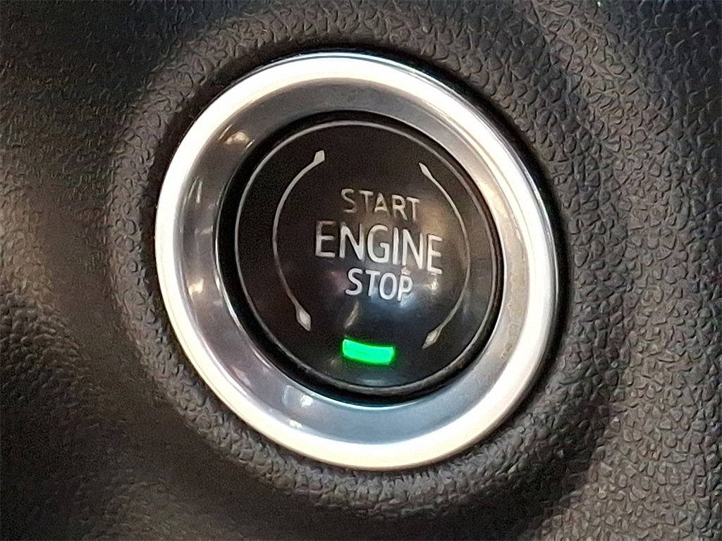 Used 2019 Chevrolet Silverado 1500 RST image 26