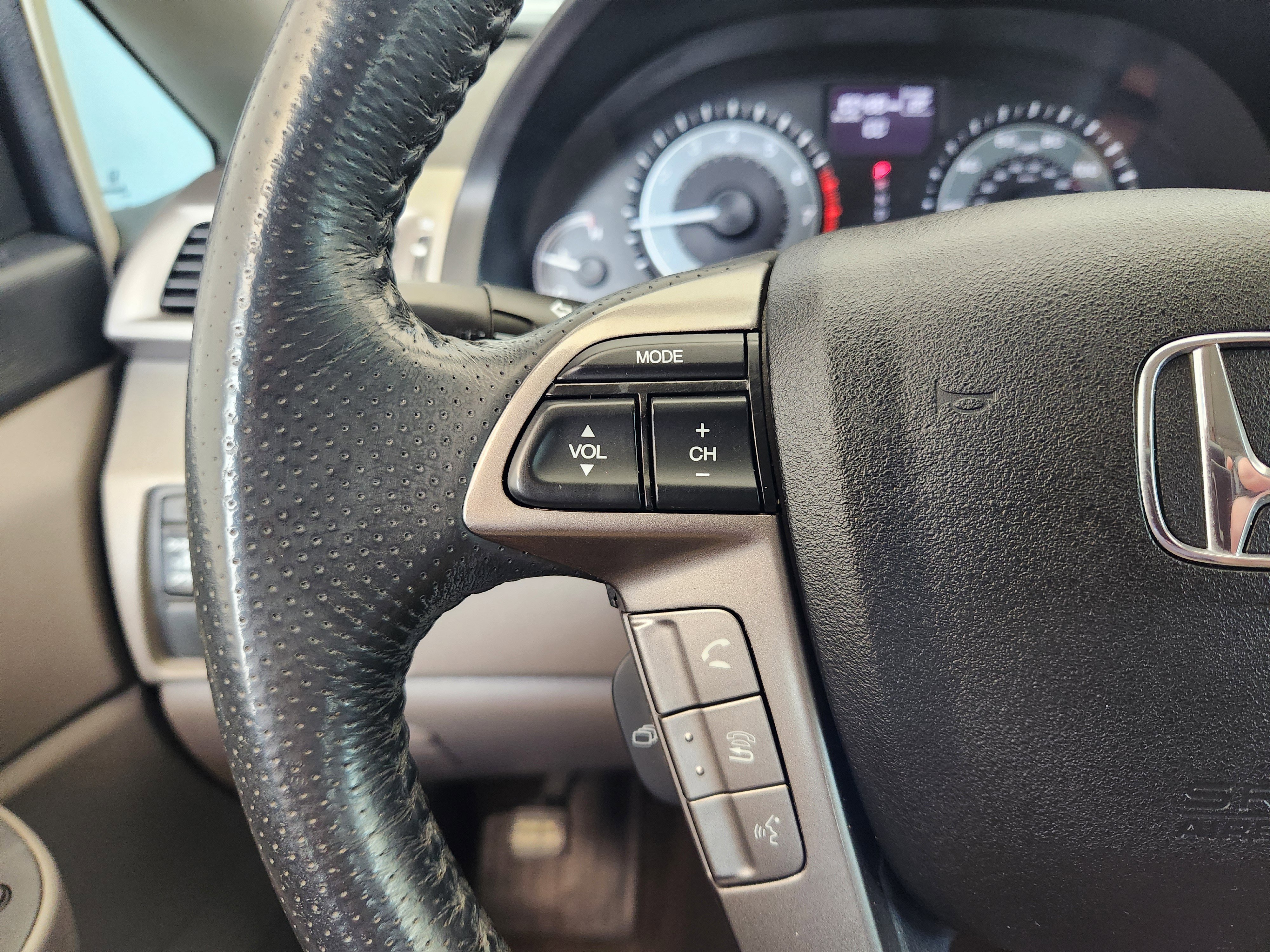 Used 2016 Honda Odyssey EX-L image 31