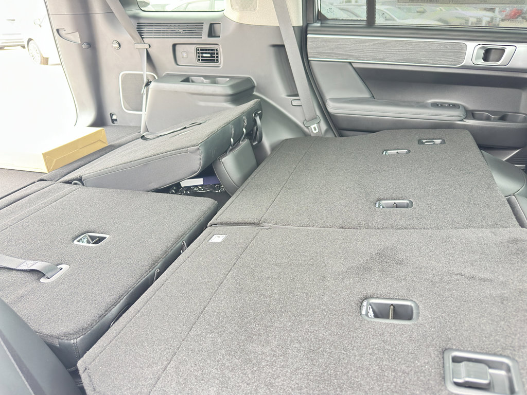 New 2025 Hyundai Santa Fe Limited image 37