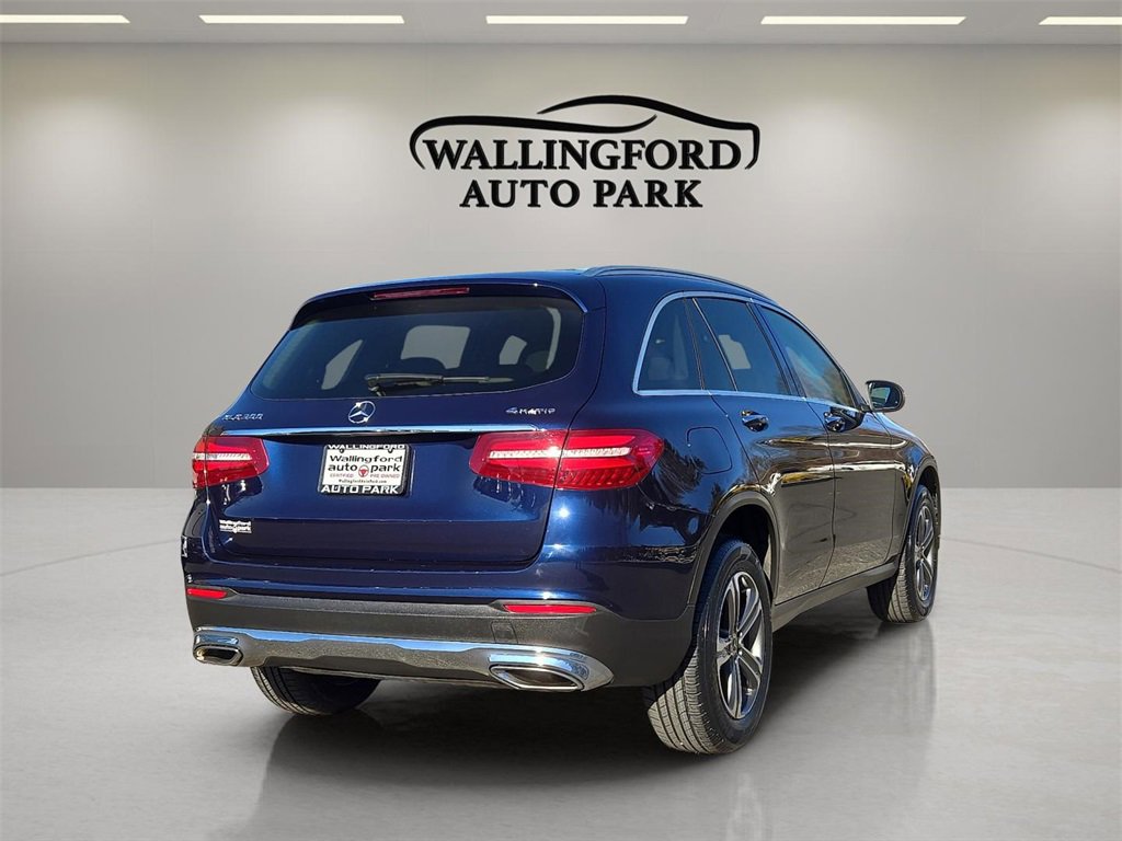 Used 2019 Mercedes-Benz GLC 300 4MATIC image 4