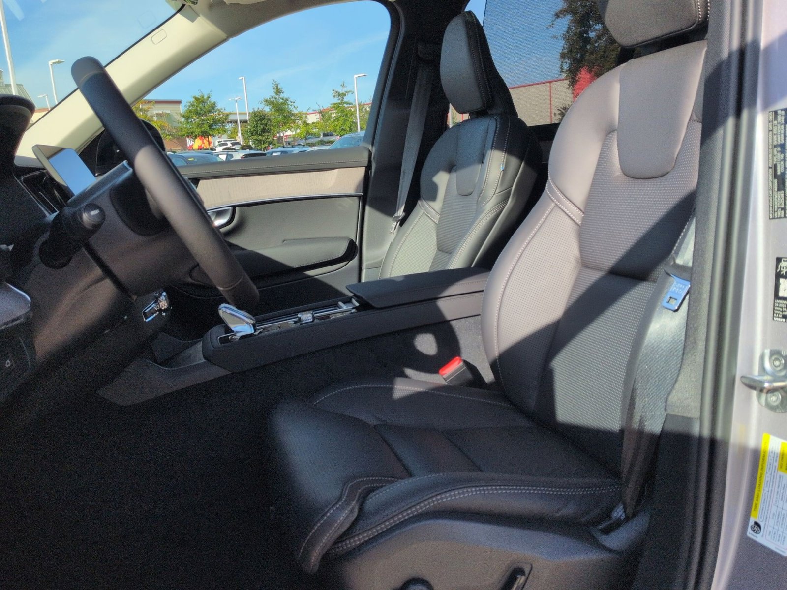 New 2026 Volvo XC90 B6 Ultra image 13