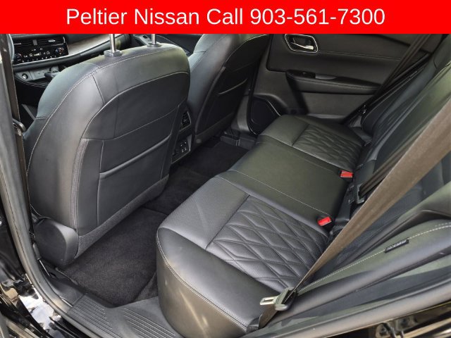 Used 2024 Nissan Rogue Platinum w/ Platinum Premium Package FWD image 24