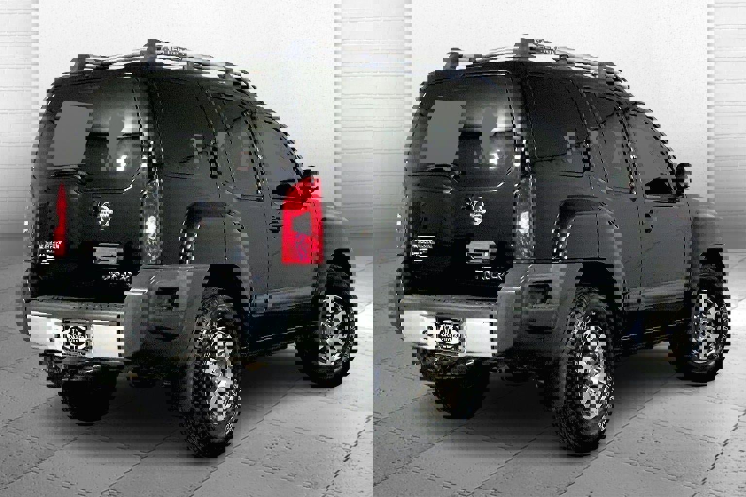 Used 2013 Nissan Xterra PRO-4X w/ Pro-4x Leather Pkg image 13