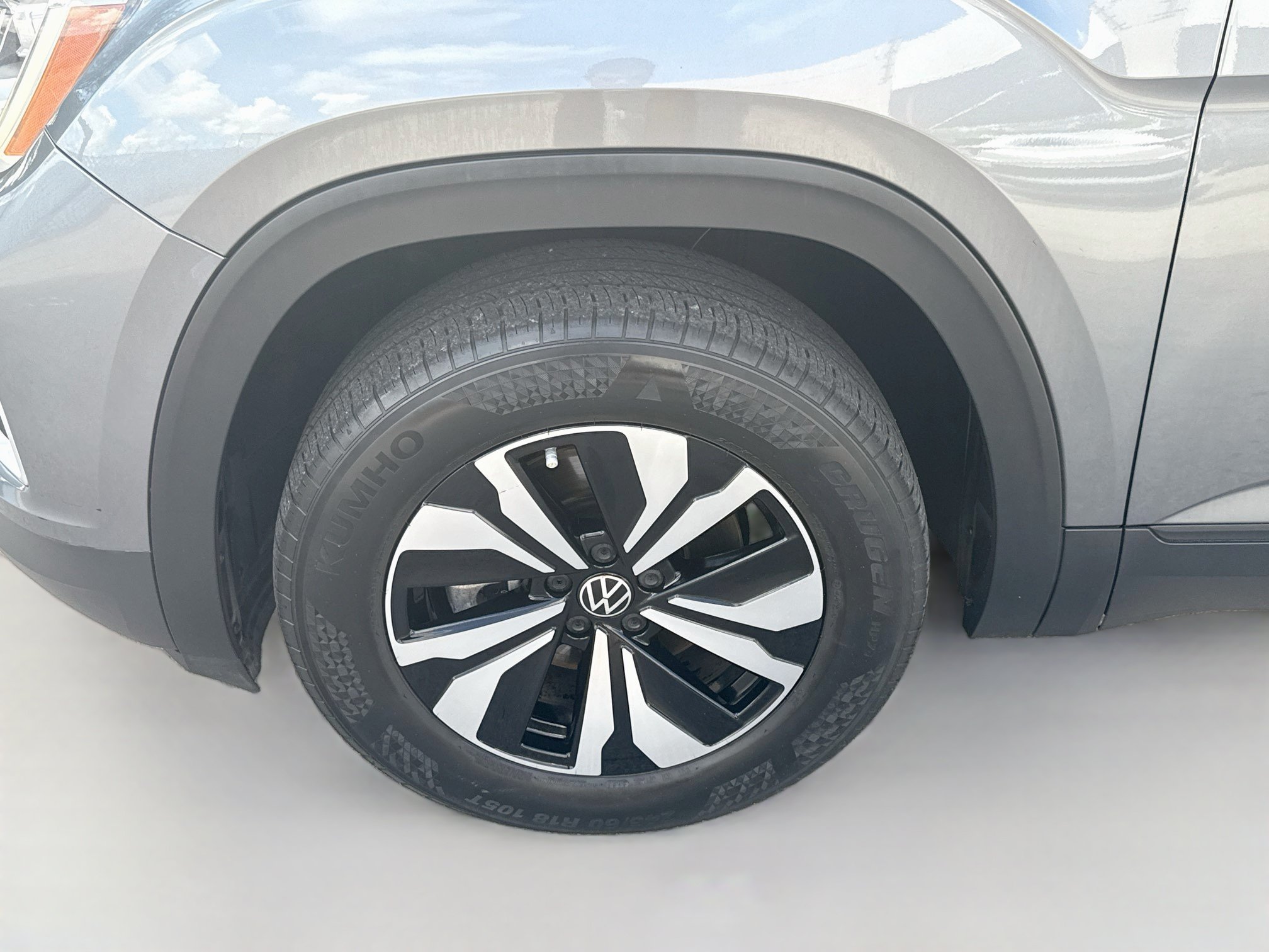 Used 2024 Volkswagen Atlas SE FWD image 36