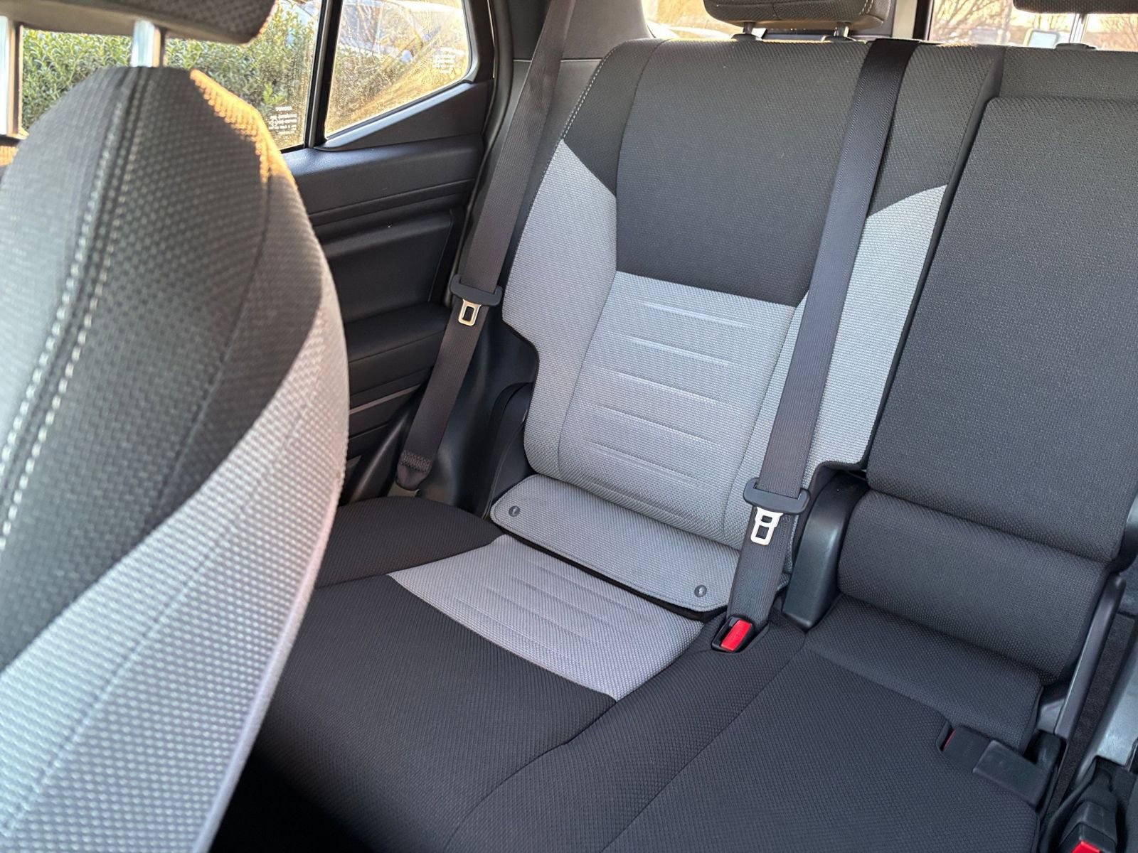 Used 2025 Toyota 4Runner TRD Off-Road image 39