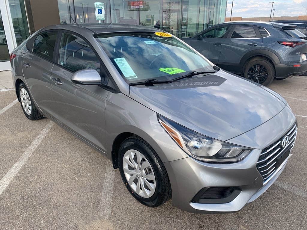 Used 2021 Hyundai Accent SE image 7
