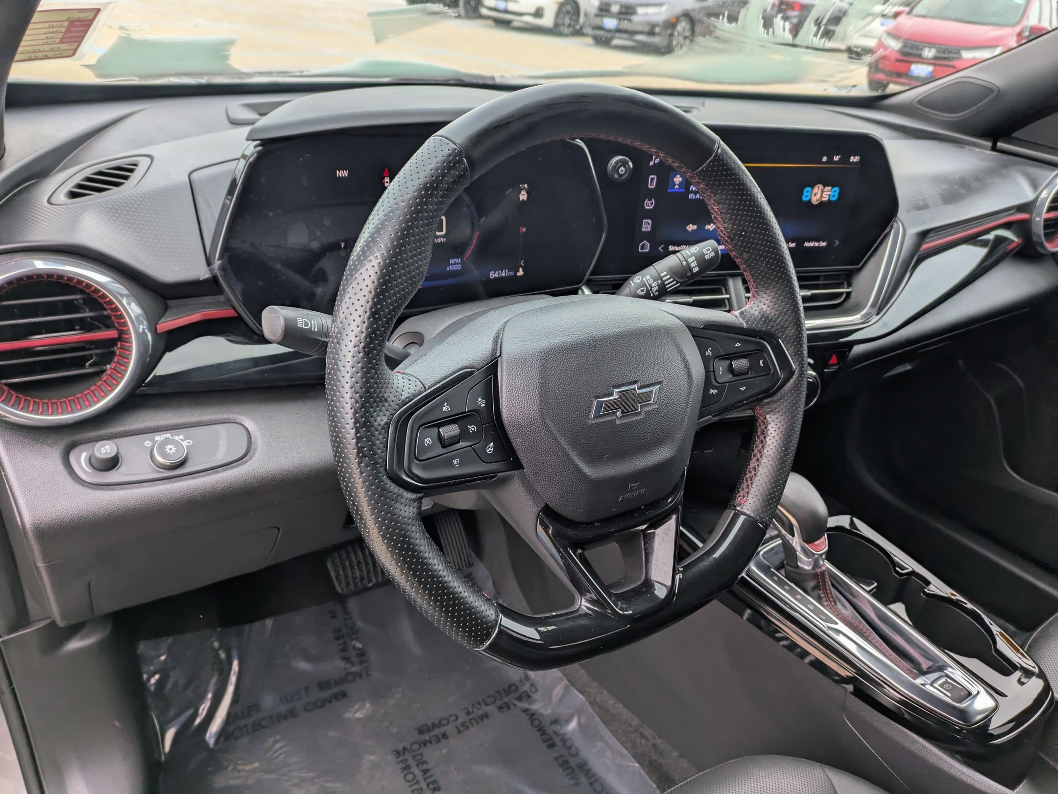 Used 2024 Chevrolet Trax RS w/ Sunroof Package image 10