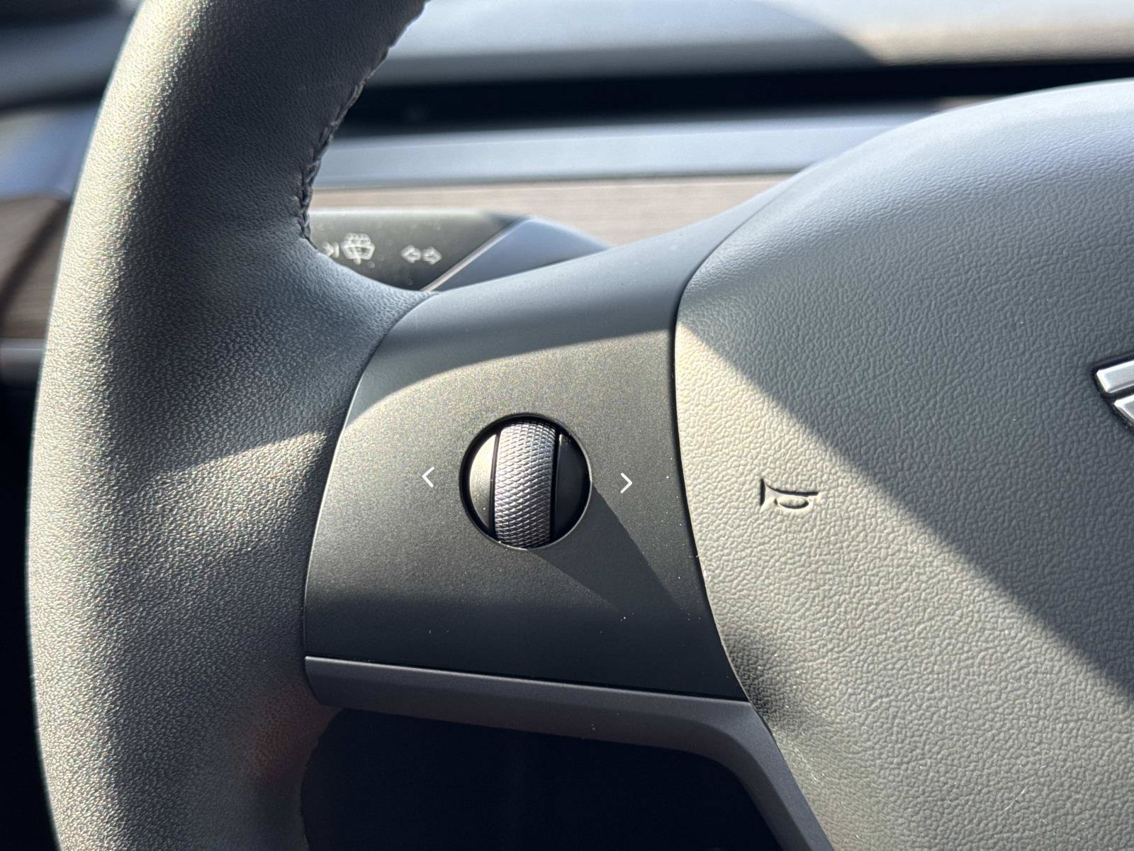 Used 2023 Tesla Model 3 Long Range AWD/4WD image 18