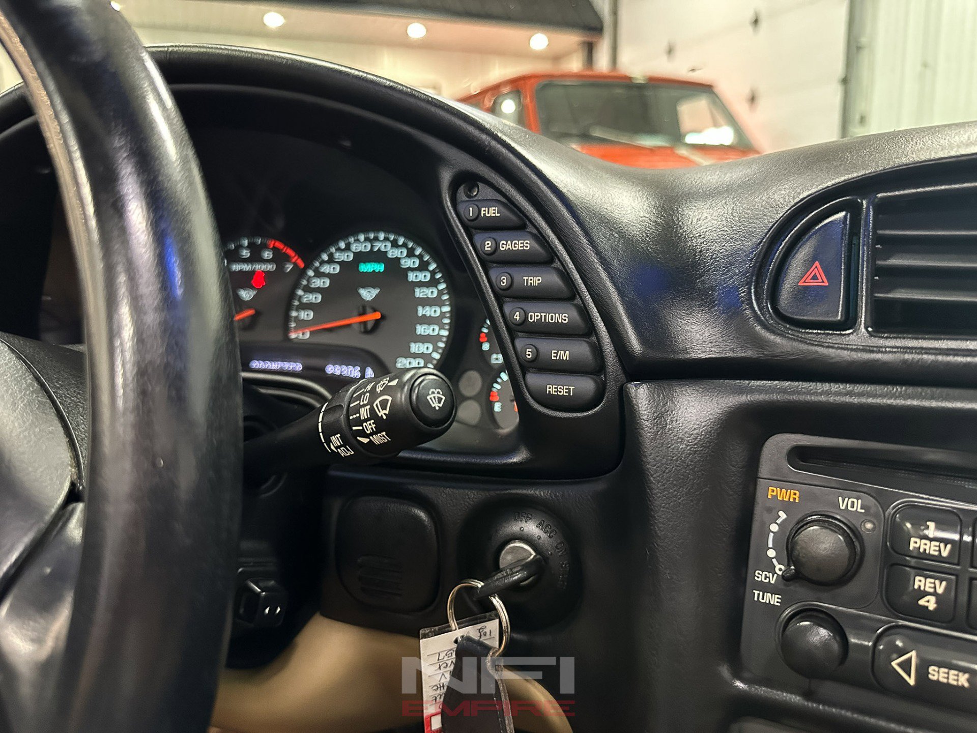 Used 2000 Chevrolet Corvette Convertible w/ Memory Pkg image 39