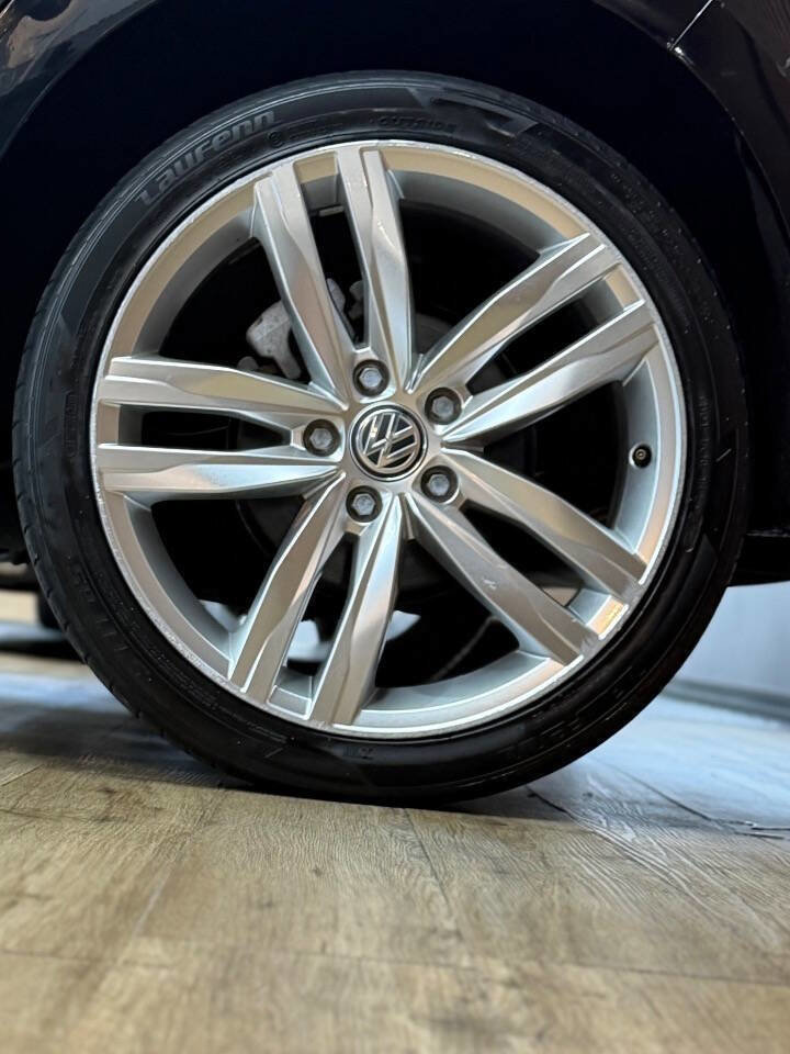 Used 2015 Volkswagen Golf TDI S image 11