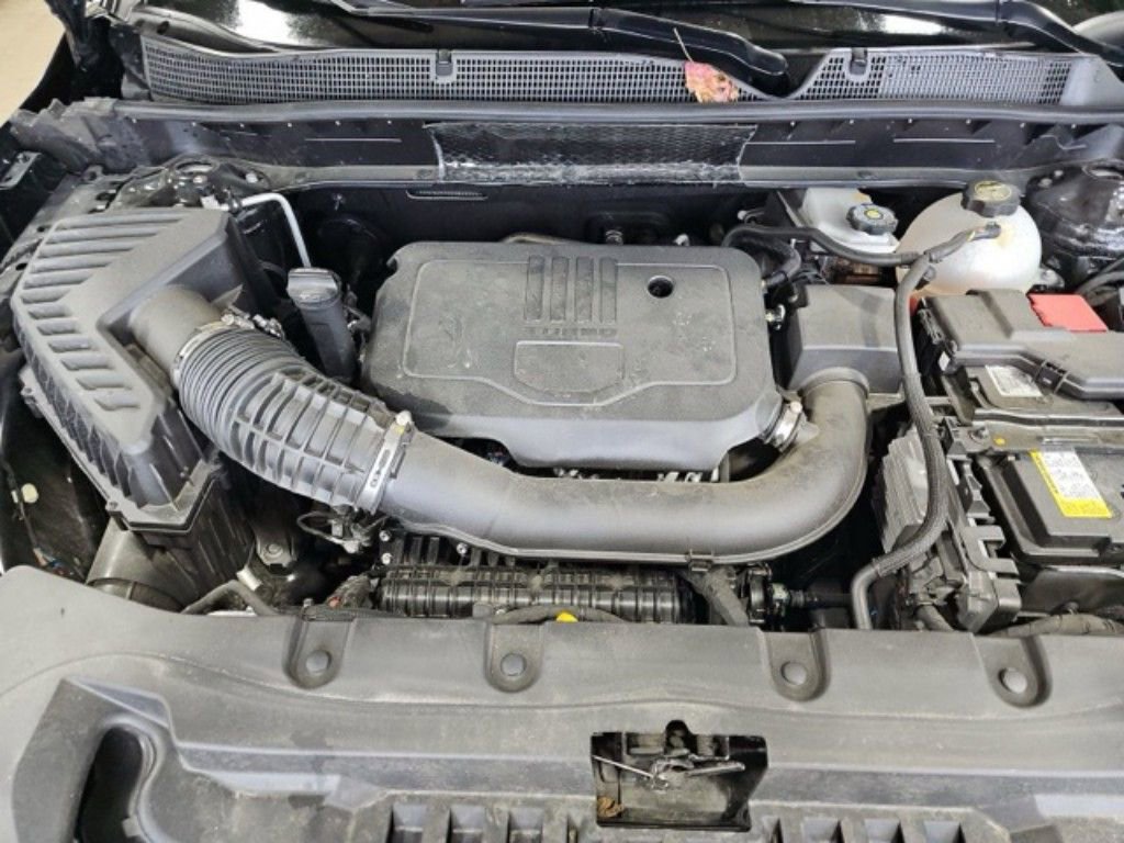 Used 2025 Chevrolet Blazer LT AWD/4WD image 17