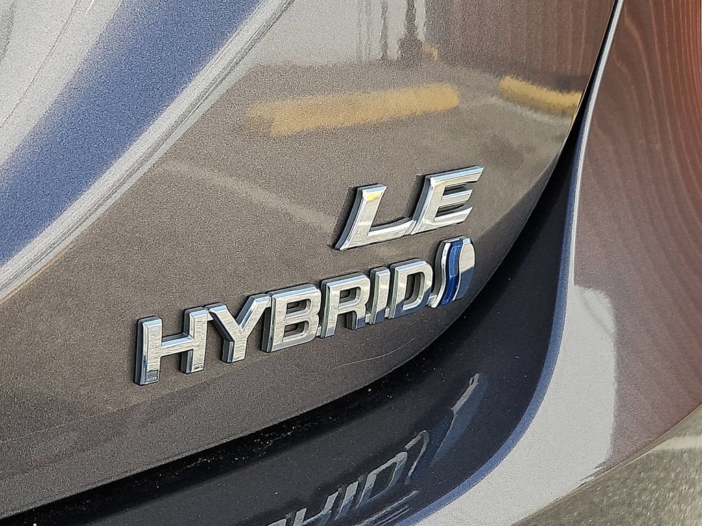 Used 2022 Toyota Camry LE FWD image 32